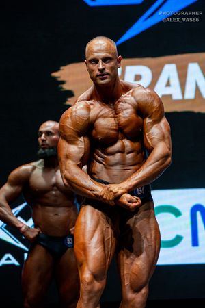 CLASSIC PHYSIQUE +178